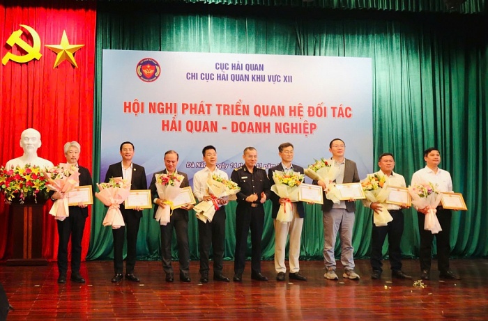 VIDEO: Phát triển quan hệ đối tác ở Hải quan khu vực XII